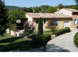 L'entrée du gîte "les lavandes"